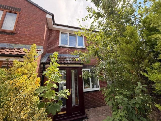 2 bedroom terraced house to rent