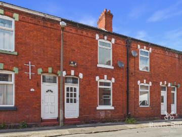 Northwich, Cheshire county, Midlands - Garden