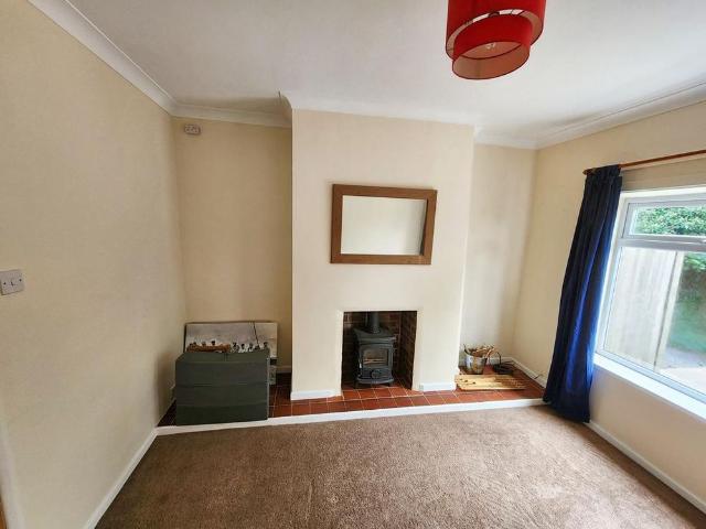 2 bedroom cottage to rent