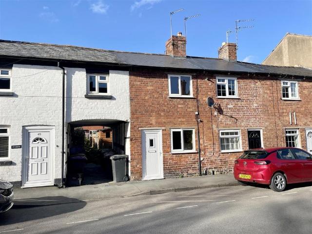 2 bedroom terraced house to rent