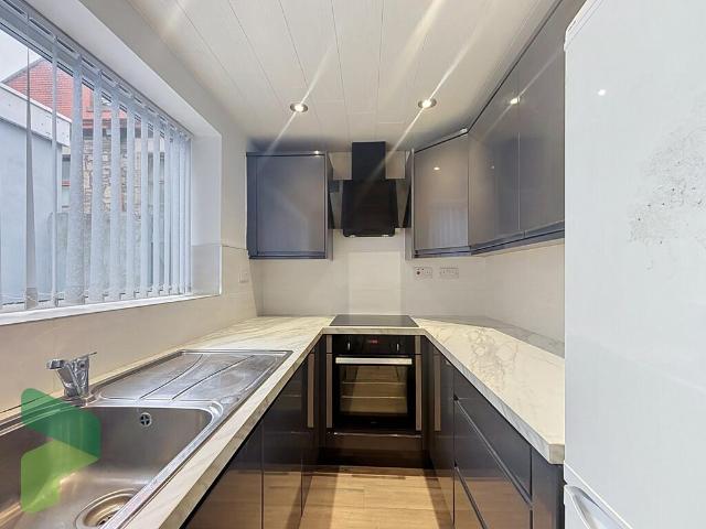 2 bedroom terraced house to rent