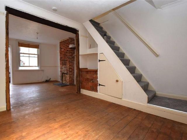 2 bedroom terraced house to rent