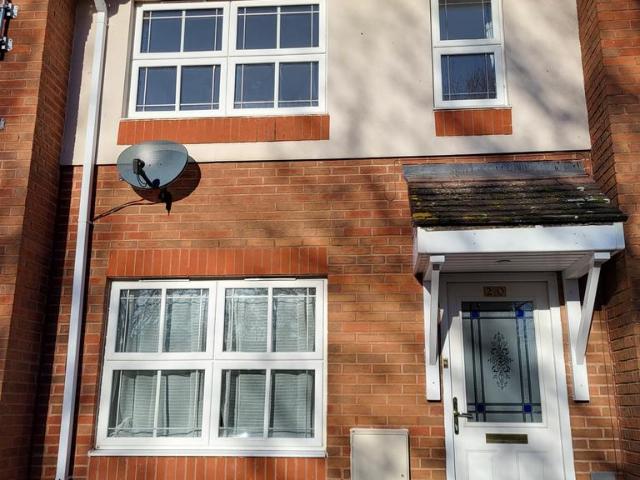 2 bedroom terraced house to rent