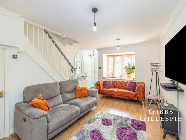 2 bedroom terraced house to rent