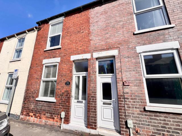 2 bedroom terraced house to rent