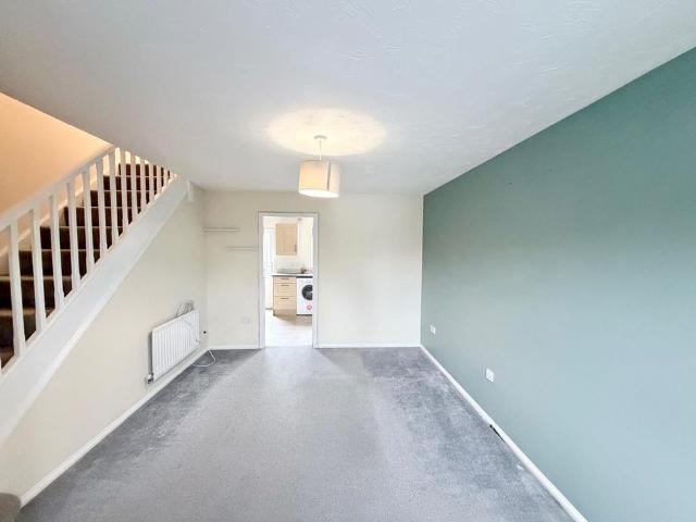 2 bedroom terraced house to rent