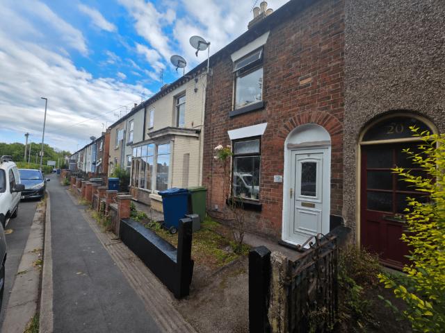 2 bedroom terraced house to rent