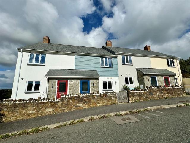 2 bedroom terraced house to rent