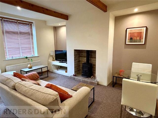 2 bedroom terraced house to rent