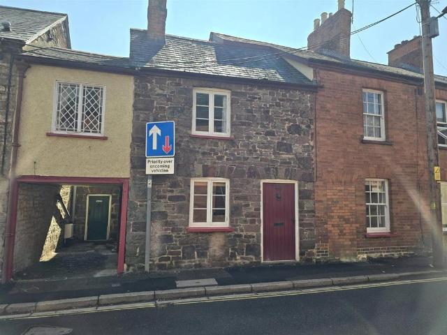 2 bedroom terraced house to rent