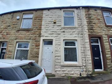 2 bedroom terraced house to rent