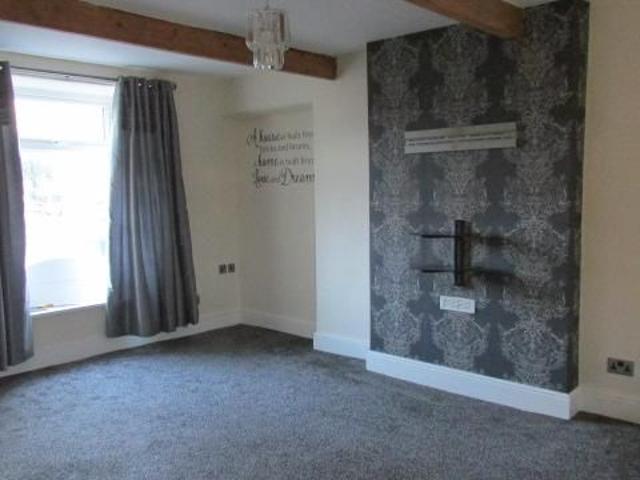 2 bedroom terraced house to rent