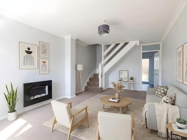 2 bedroom terraced house to rent