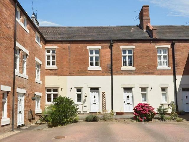 2 bedroom terraced house to rent