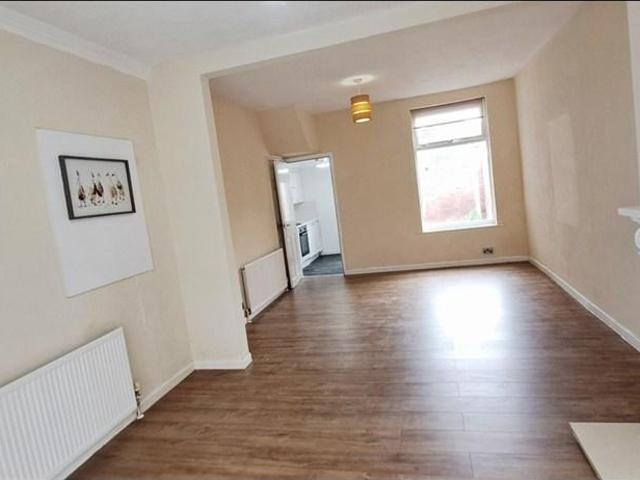 2 bedroom terraced house to rent