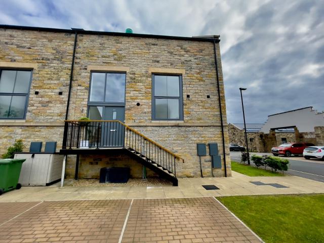 2 bedroom terraced house to rent