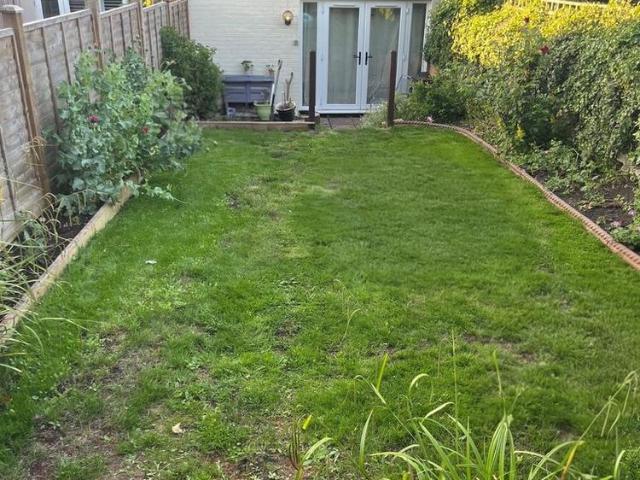 2 bedroom terraced house to rent