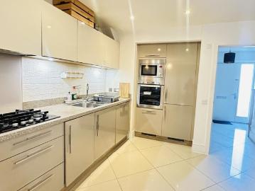 Glasgow, Glasgow and Clyde Valley - Garden