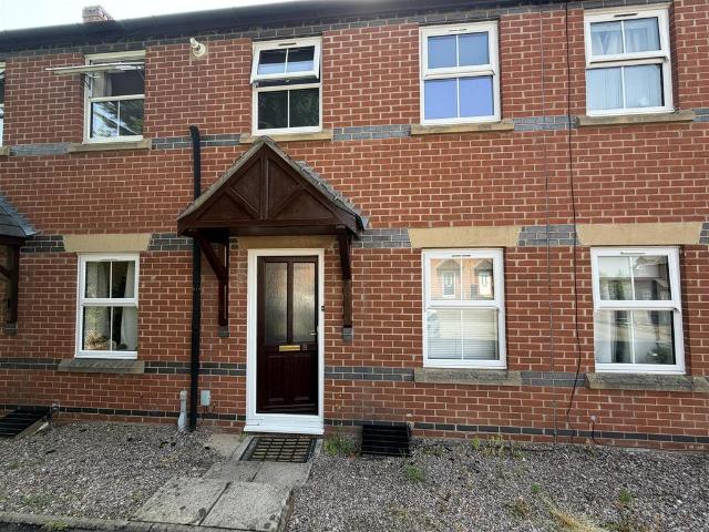 2 bedroom terraced house to rent