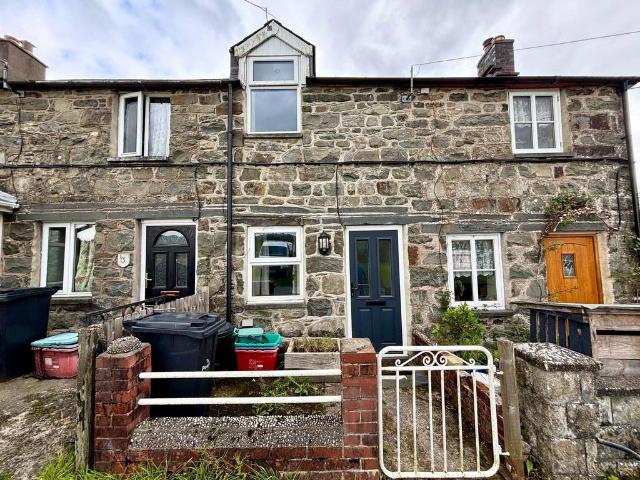 2 bedroom terraced house to rent