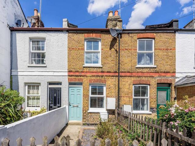 2 bedroom terraced house to rent