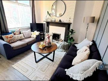 Coventry, West Midlands, Midlands - Garden