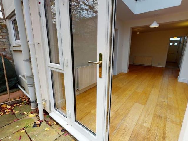 2 bedroom terraced house to rent