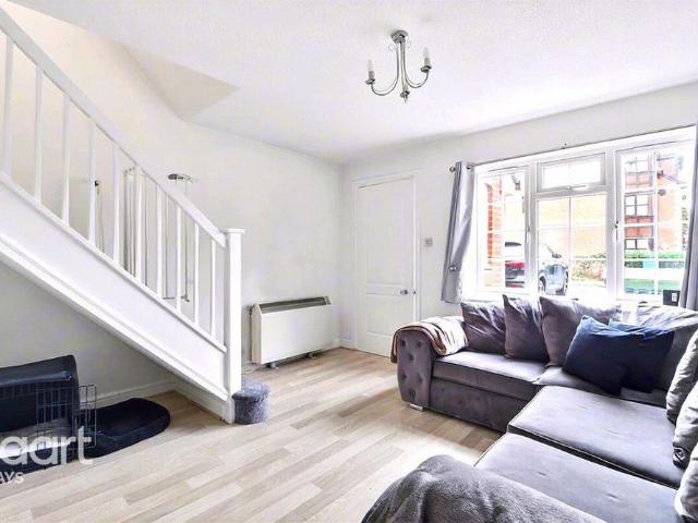2 bedroom terraced house to rent