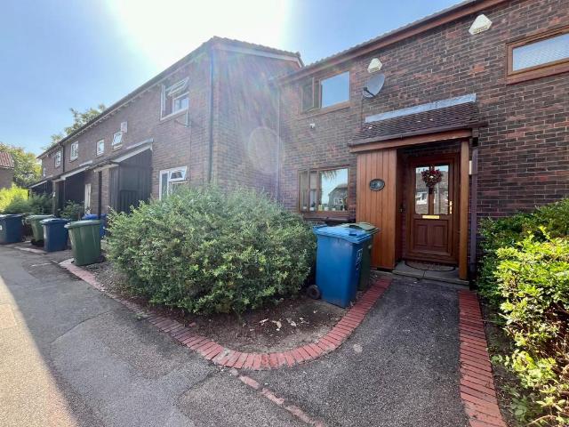 2 bedroom terraced house to rent