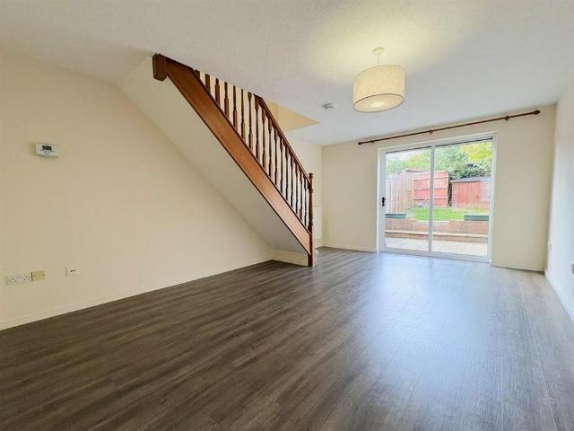 2 bedroom terraced house to rent