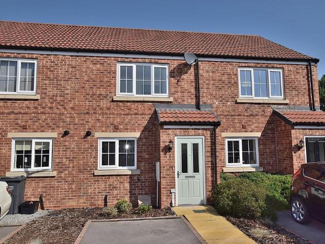 2 bedroom terraced house to rent