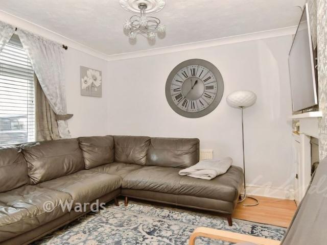 2 bedroom terraced house to rent