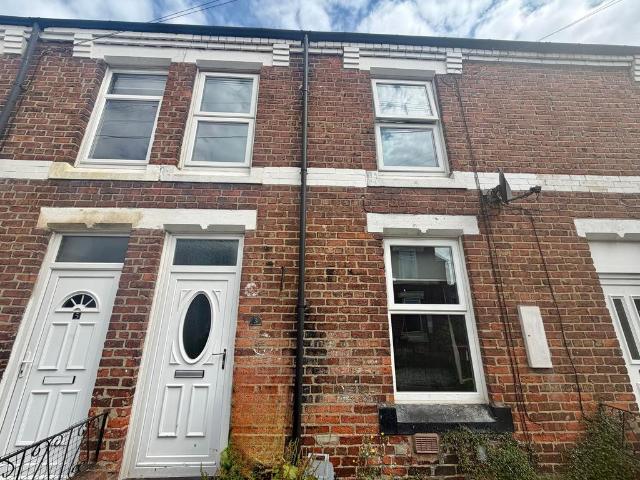 2 bedroom terraced house to rent