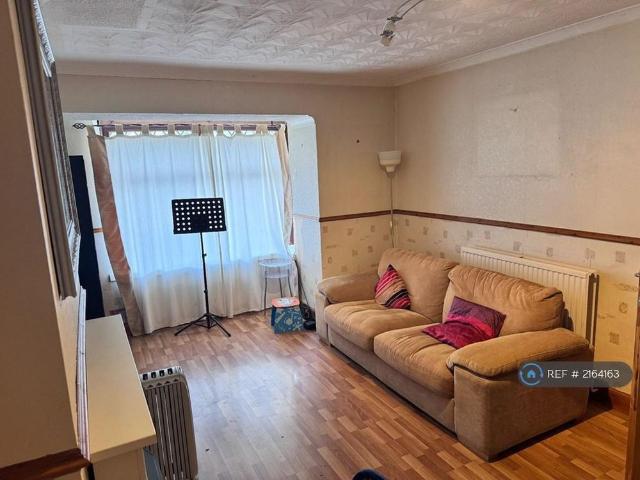 2 bedroom terraced house to rent