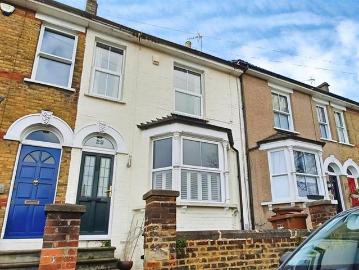 2 bedroom terraced house to rent