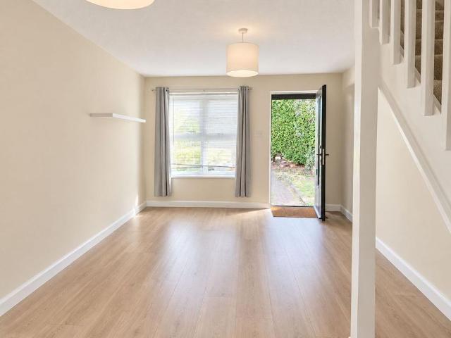 2 bedroom terraced house to rent