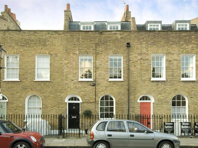 2 bedroom terraced house to rent
