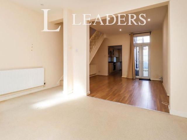2 bedroom terraced house to rent