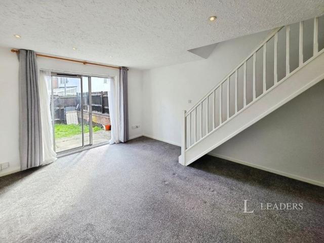 2 bedroom terraced house to rent