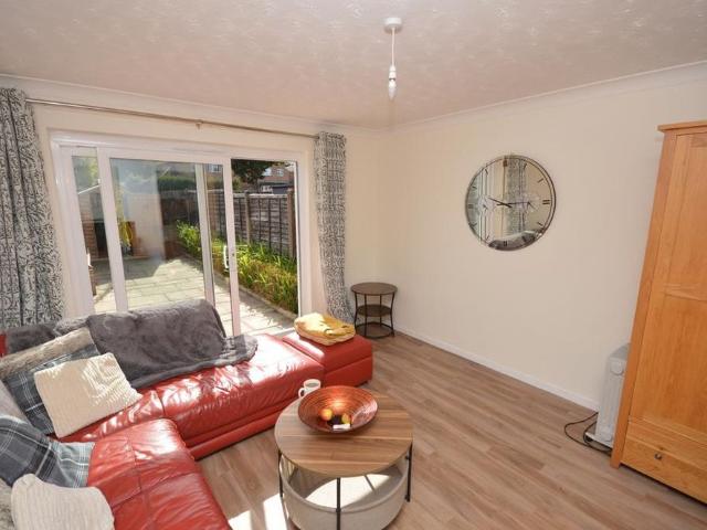 2 bedroom terraced house to rent