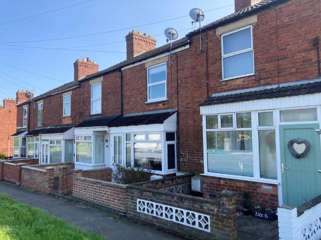 2 bedroom terraced house to rent