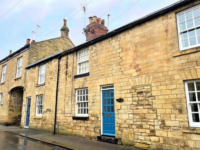 2 bedroom terraced house to rent