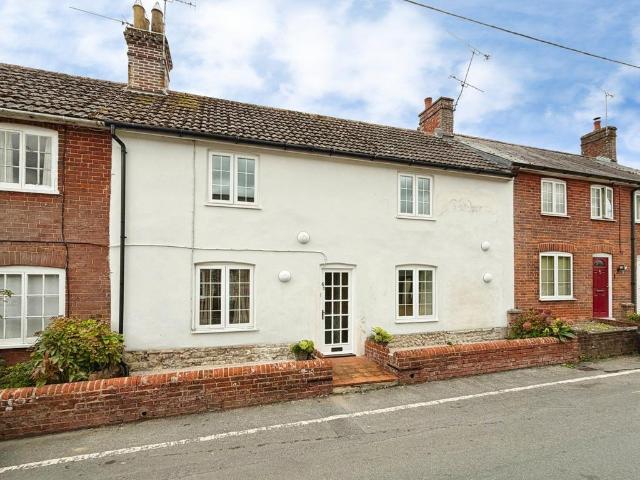 2 bedroom terraced house to rent