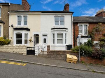House to rent in SN11 - Garden