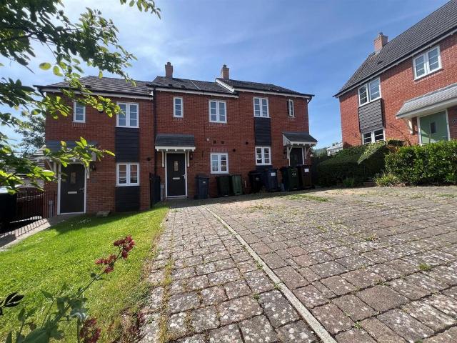 2 bedroom terraced house to rent