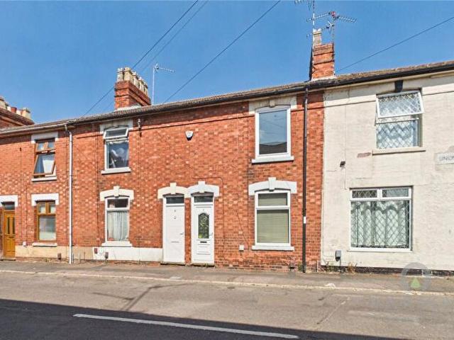 2 Bedroom Terraced House To Rent In Union Street, Kettering, Northamptonshire, NN16