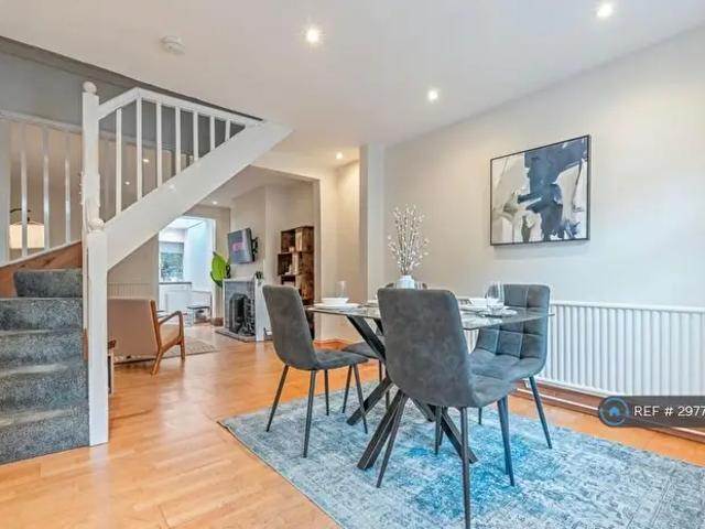 2 Bedroom Terraced House To Rent In West Street, Oxford, OX2