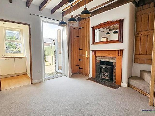 2 Bedroom Terraced House To Rent In Woodborough Road, Nottingham, NG3