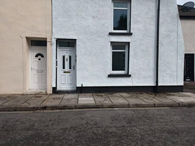 2 Bedroom Terraced House To Rent In Aman Court, Aberdare, CF44
