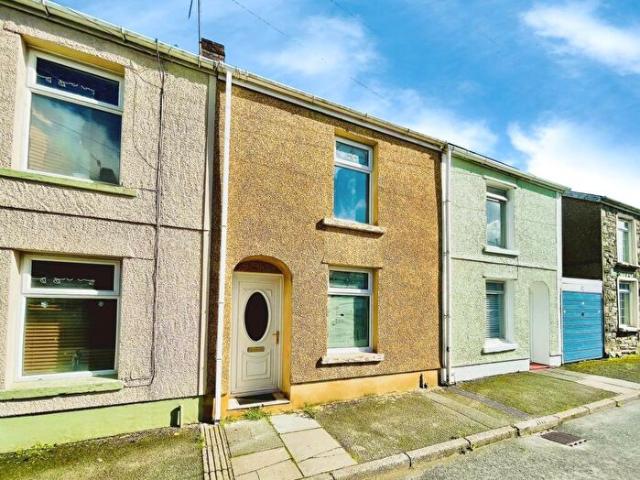 2 Bedroom Terraced House To Rent In Bailey Street, NP23